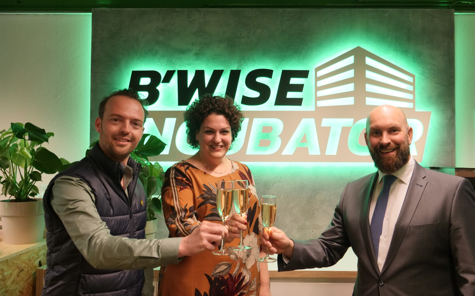 bwise.jpg bwise.jpg